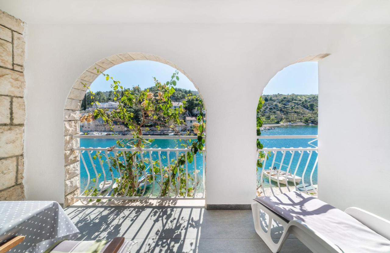 Amare Apartments Bobovisca Exterior photo